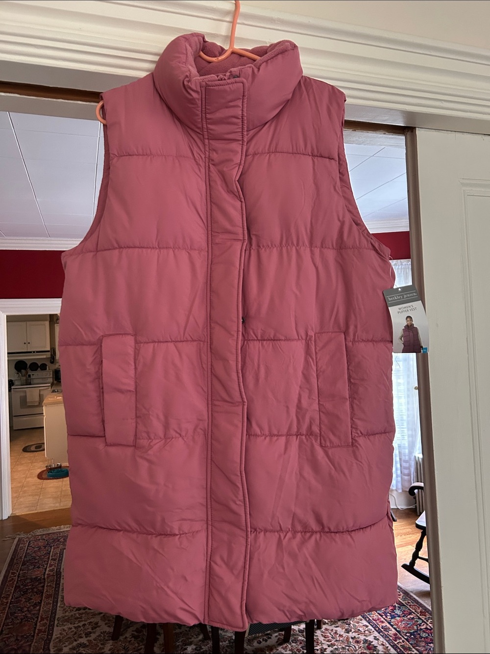 Women's Sleeveless Puffer Vest in Dusty Rose - Lightweight Quilted Layer